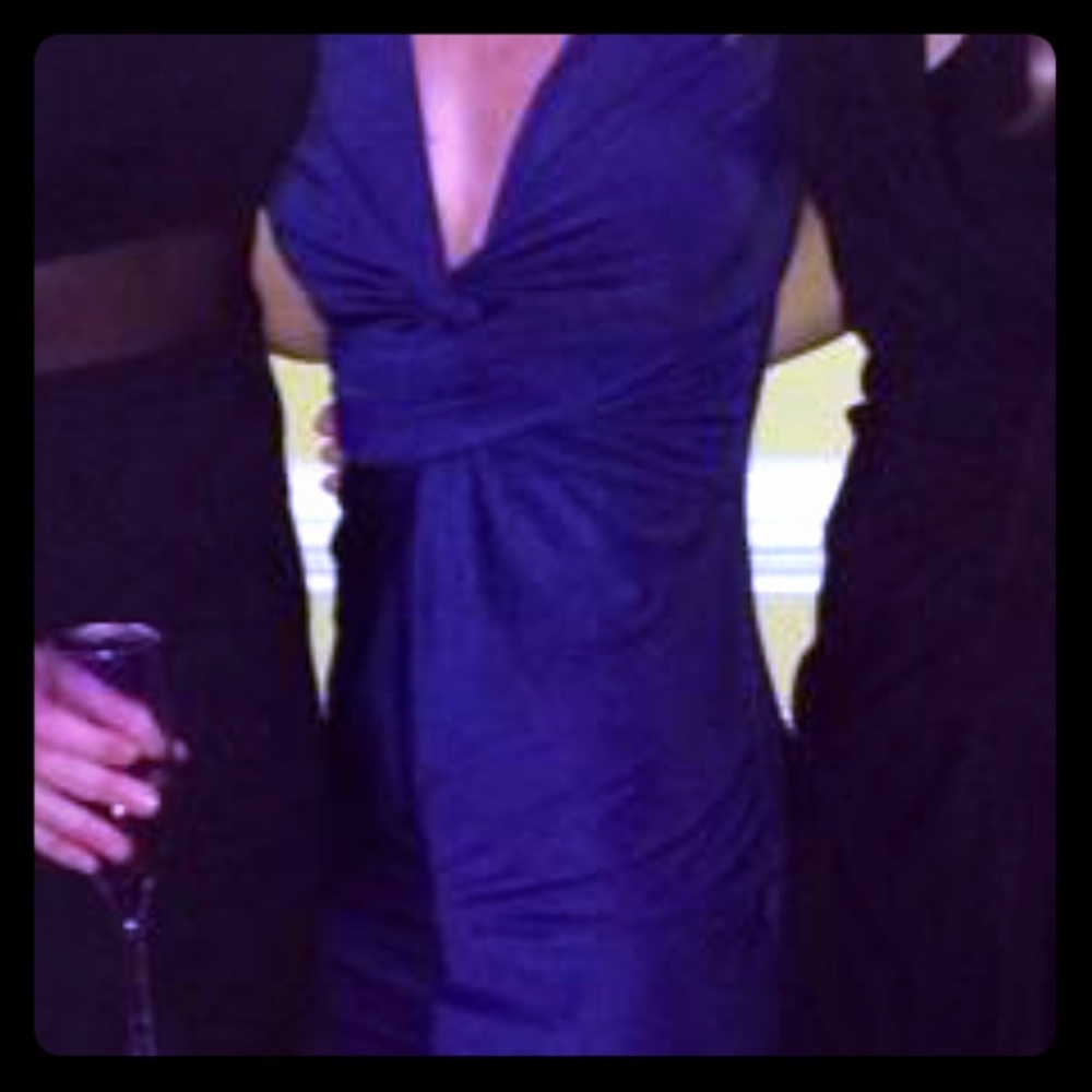 Guess XS Navy Plunging Neckline Cocktail Dress